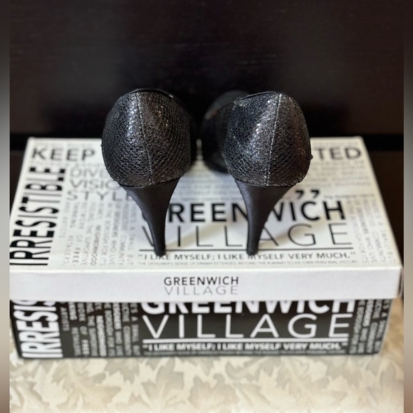 Black Chunky Glitter Pumps - Picture 5 of 10